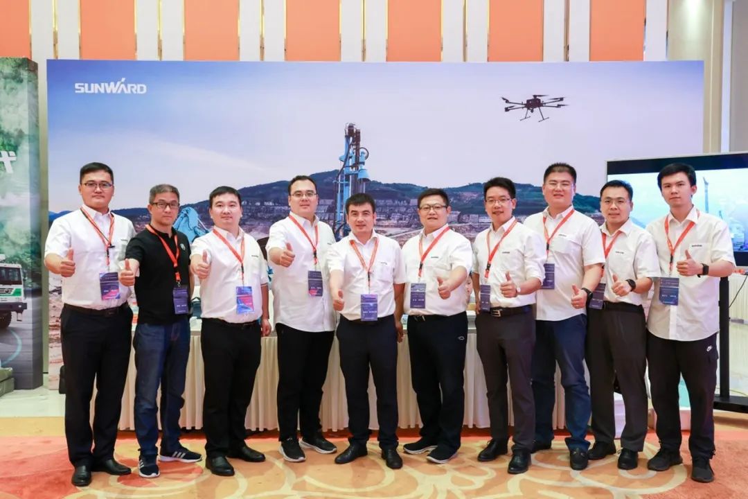 共话行业前沿技术及趋势，威尼克斯wac5000智能亮相第九届金属非金属矿采选运营实用技术与装备大会