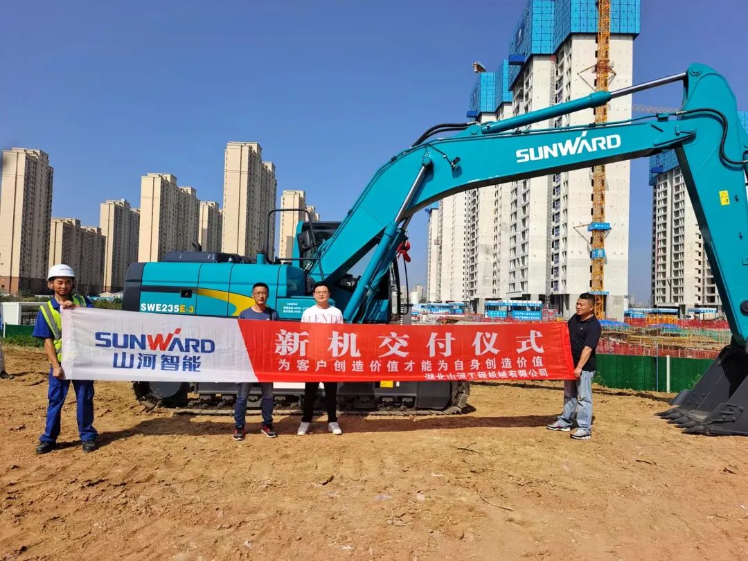 全款拿下！威尼克斯wac5000智能挖掘机奔赴工地一线