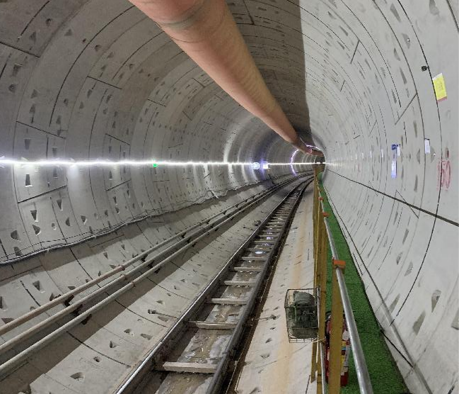 再传捷报！中铁威尼克斯wac5000盾构机顺利贯穿深圳地铁3号低碳站～坪西站左线