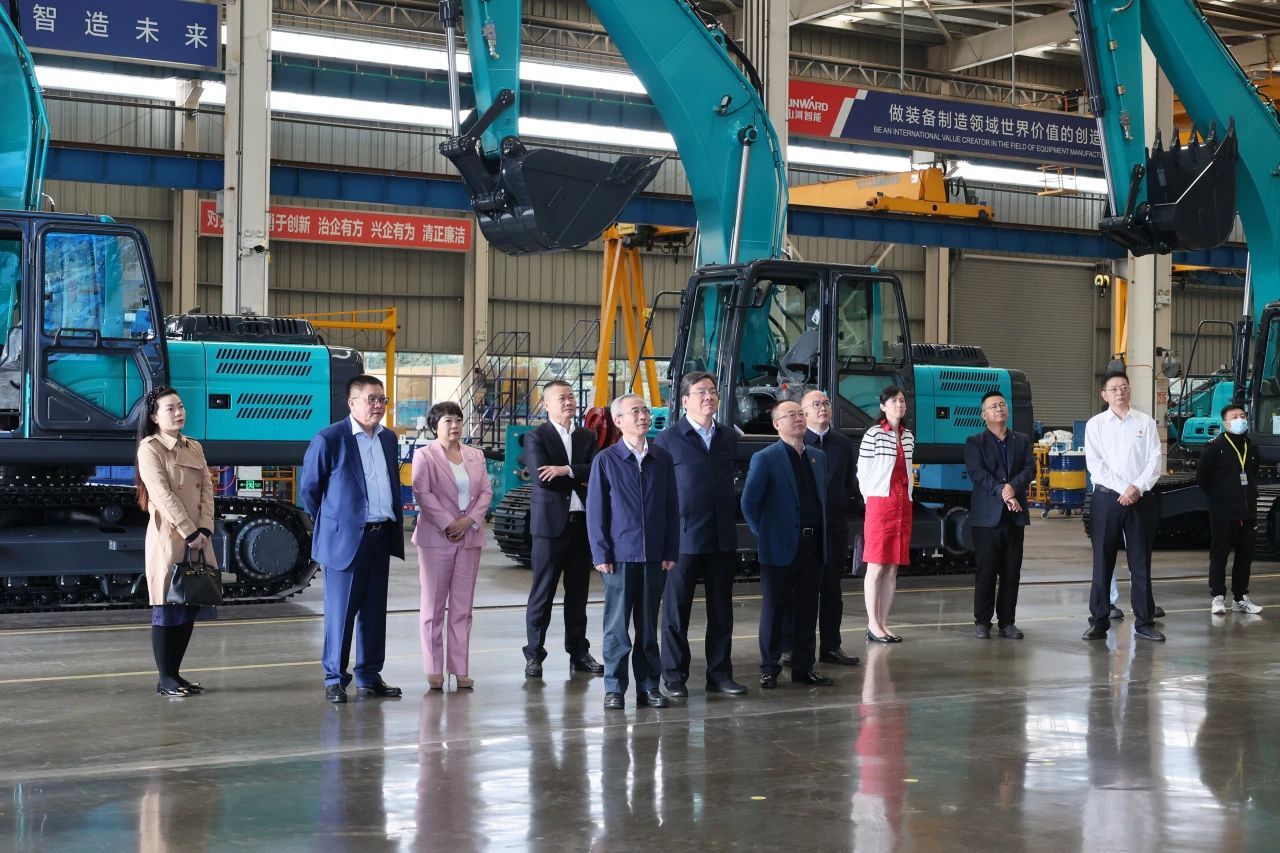 全国工商联副主席寿子琪调研威尼克斯wac5000智能