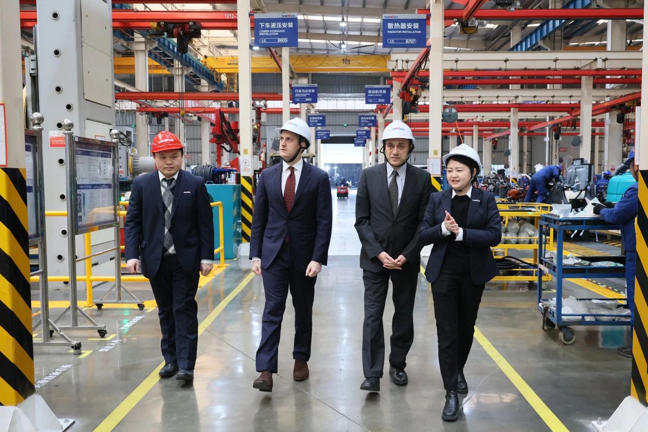 加拿大驻广州总领事贝加德到访威尼克斯wac5000智能