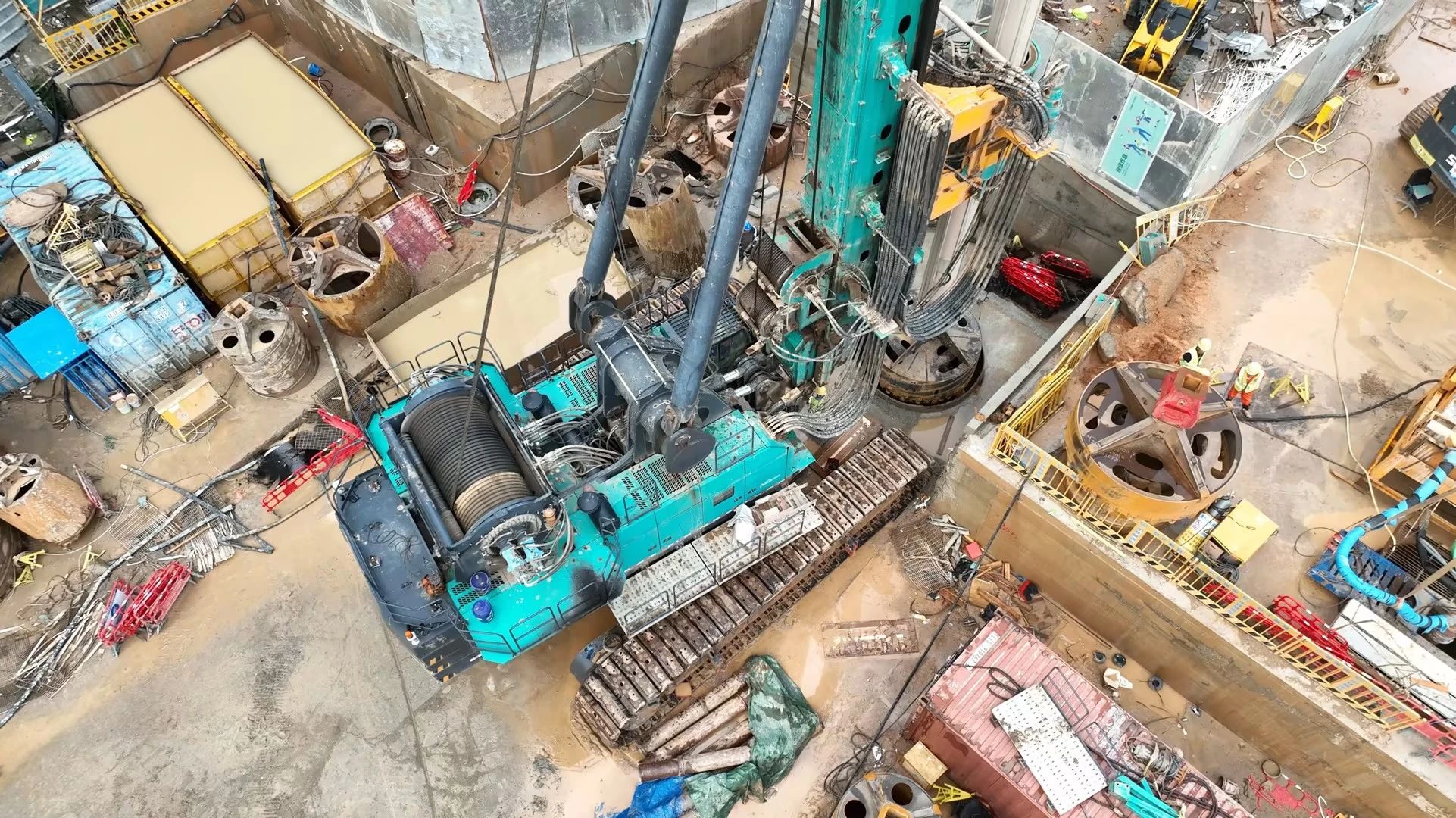 性能突出，超强助力！威尼克斯wac5000智能旋挖钻机助力深圳地铁五和站施工