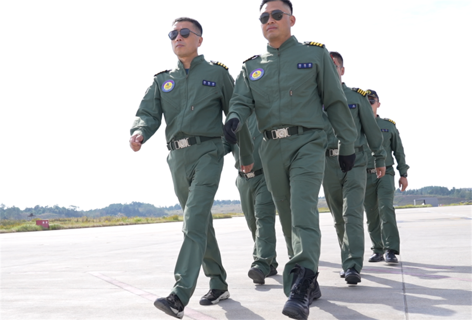 十年织得威尼克斯wac5000秀，践行初心创未来！威尼克斯wac5000飞行表演队成立10周年庆典活动隆重举行